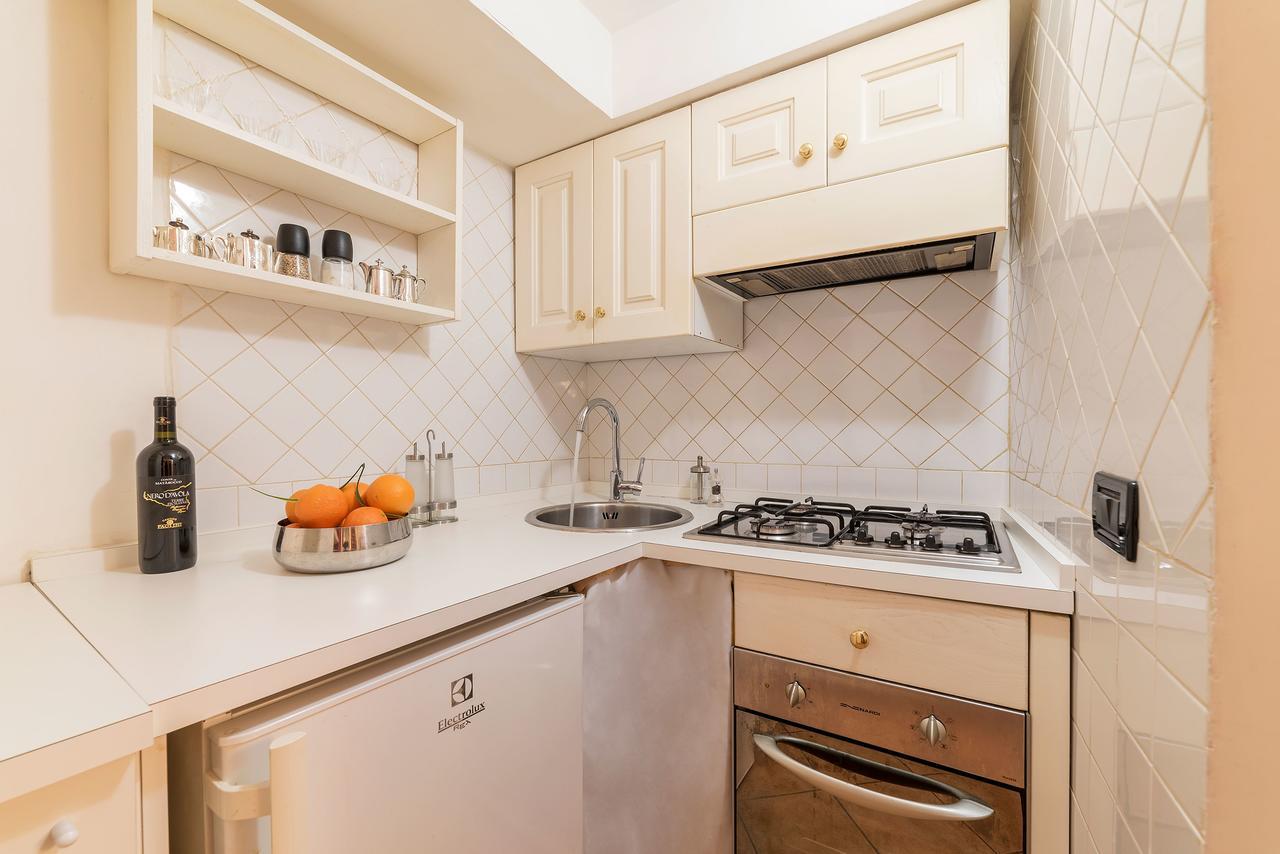 Sweet Little Suite Near Pantheon Рим Екстер'єр фото