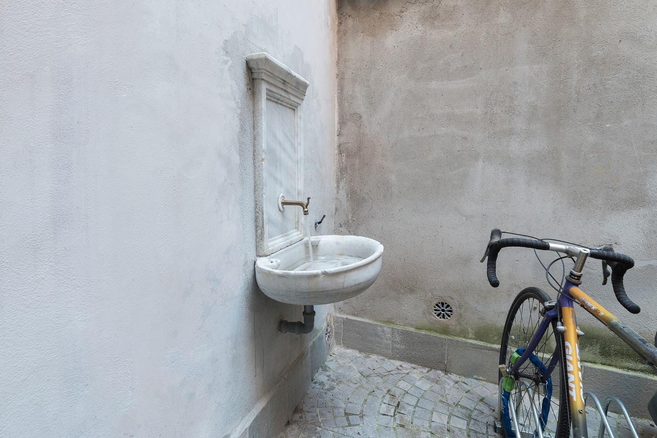 Sweet Little Suite Near Pantheon Рим Екстер'єр фото