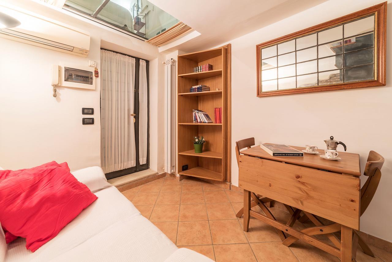 Sweet Little Suite Near Pantheon Рим Екстер'єр фото