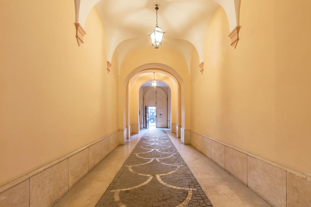 Sweet Little Suite Near Pantheon Рим Екстер'єр фото